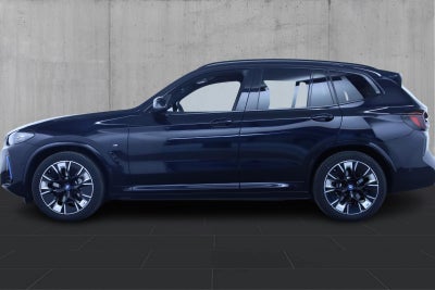 BMW iX3 Charged M-Sport