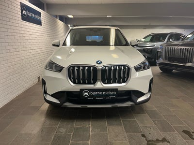 BMW iX1 xDrive30 billede 1