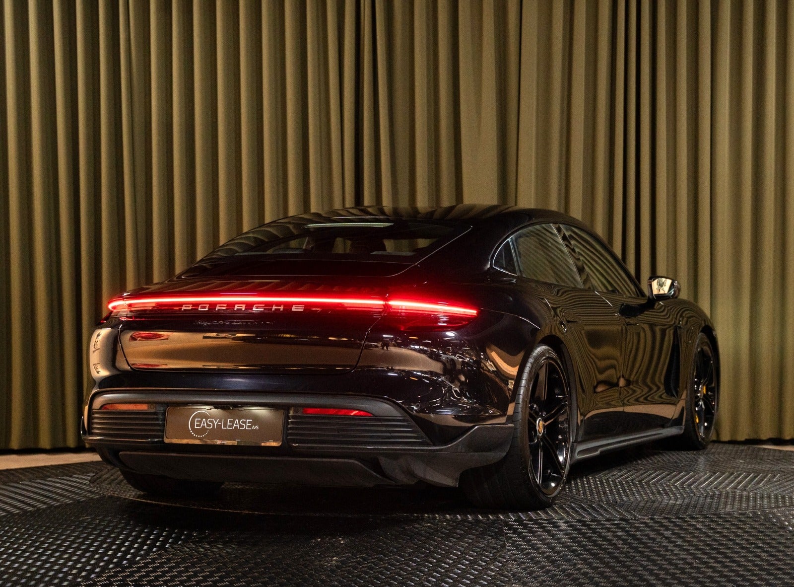 Billede af Porsche Taycan Turbo S  Performance+