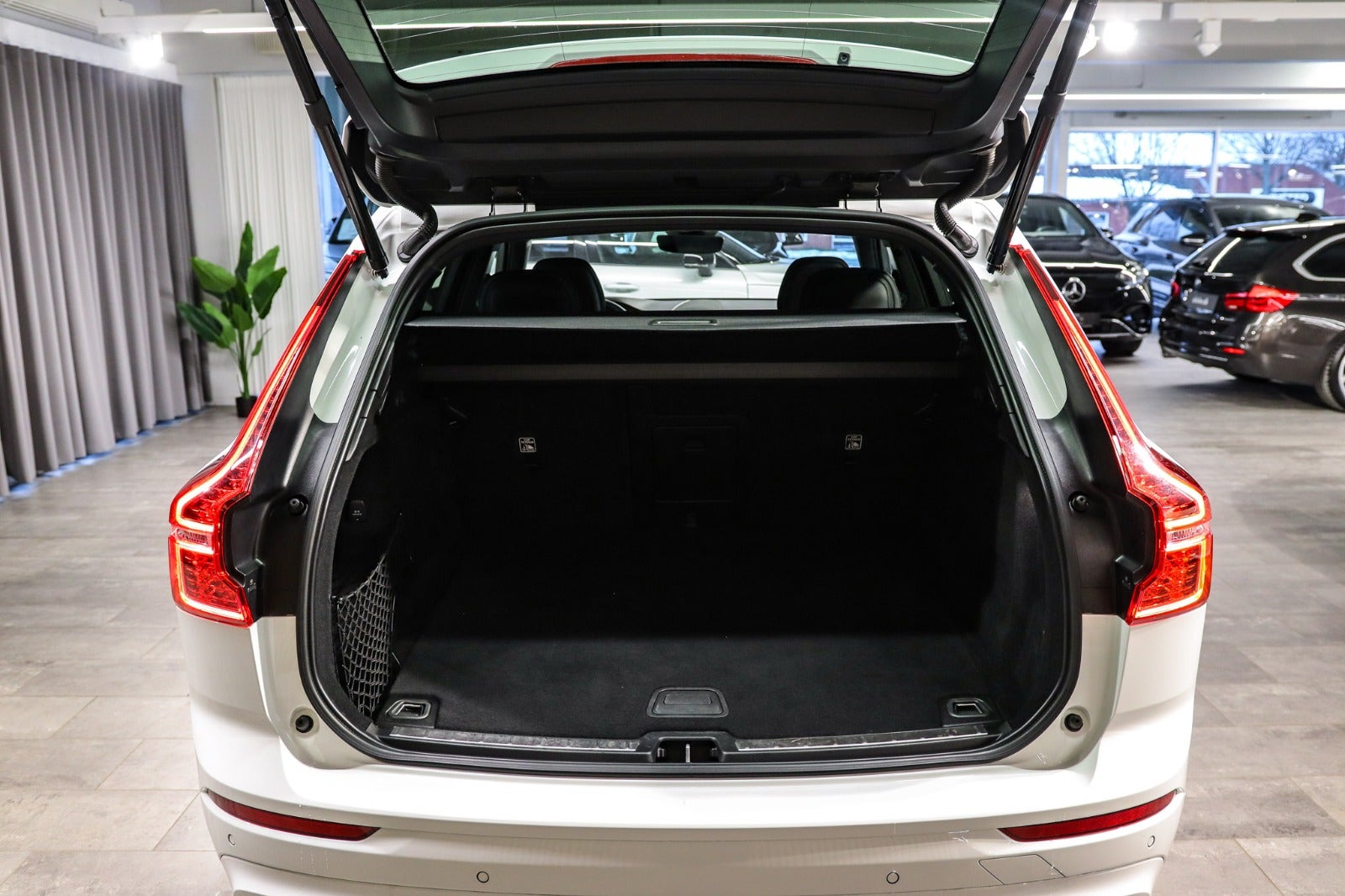 Billede af Volvo XC60 2,0 B4 197 R-Design aut.