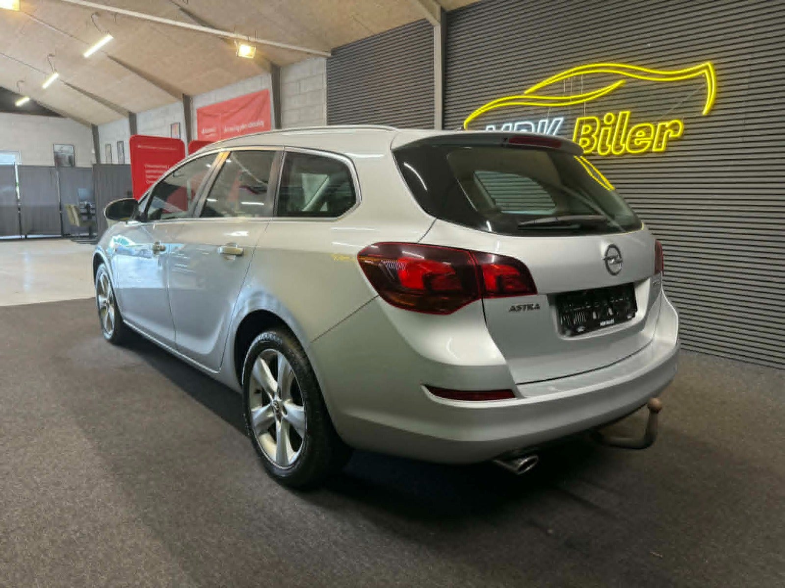 Billede af Opel Astra 1,4 T 140 Sport Sports Tourer