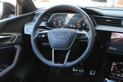 Audi Q8 e-tron S-line quattro