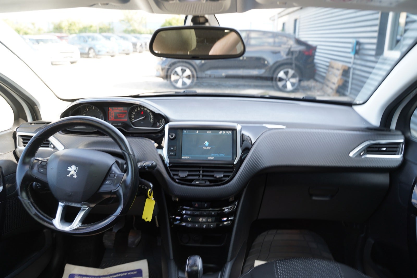 Billede af Peugeot 208 1,5 BlueHDi 100 Prestige Sky