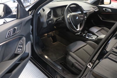 BMW 118i Sport Line aut.