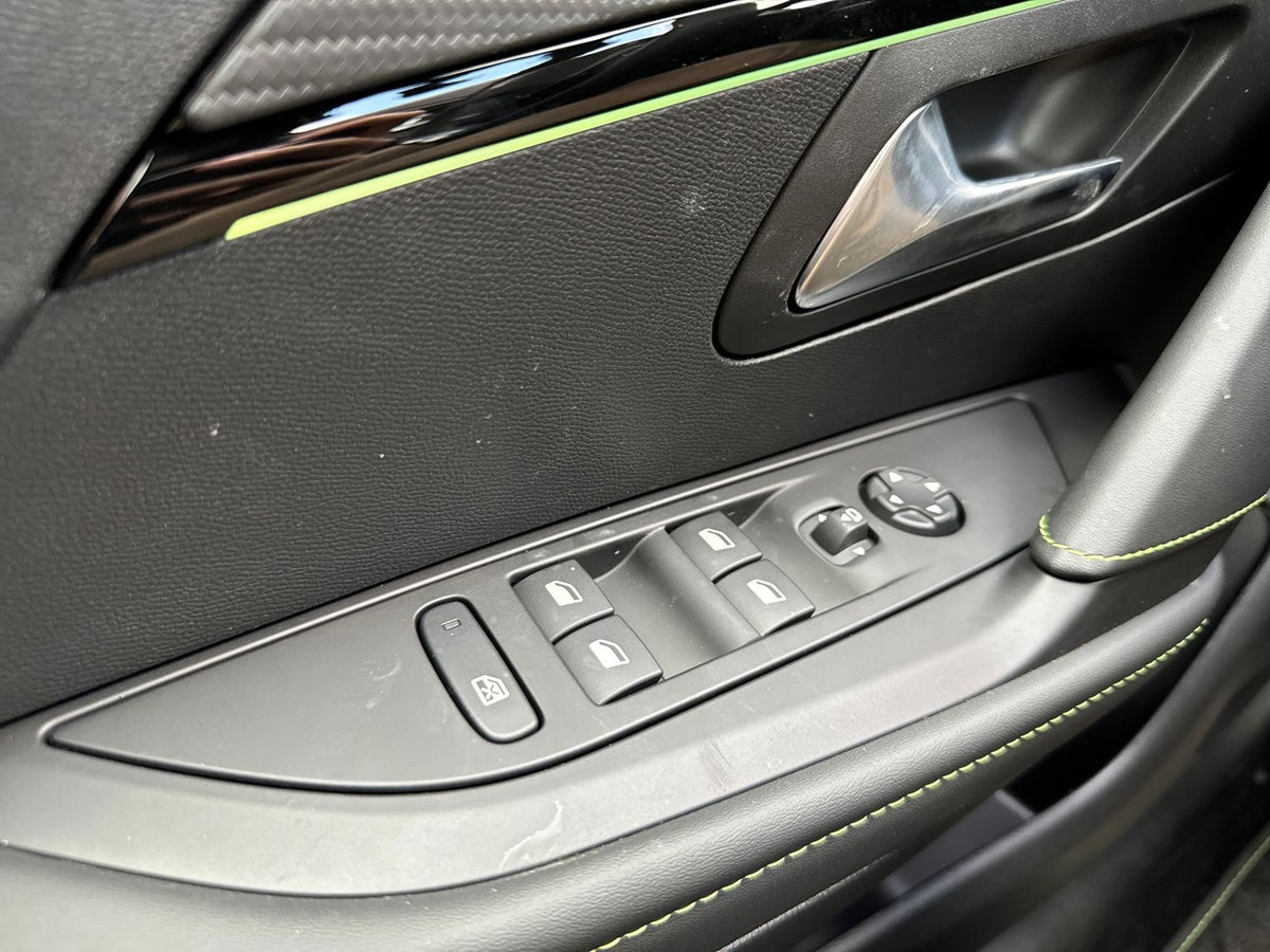 Peugeot e-208 GT Sky billede 16