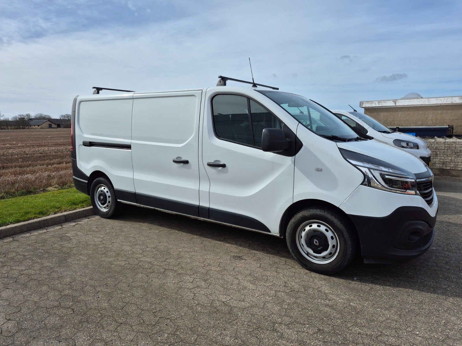 Renault Trafic T29 dCi 120 L2H1 – 2