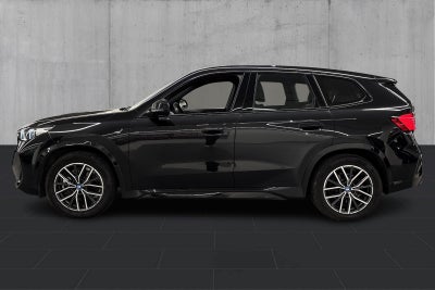 BMW iX1 xDrive30 M-Sport - 1