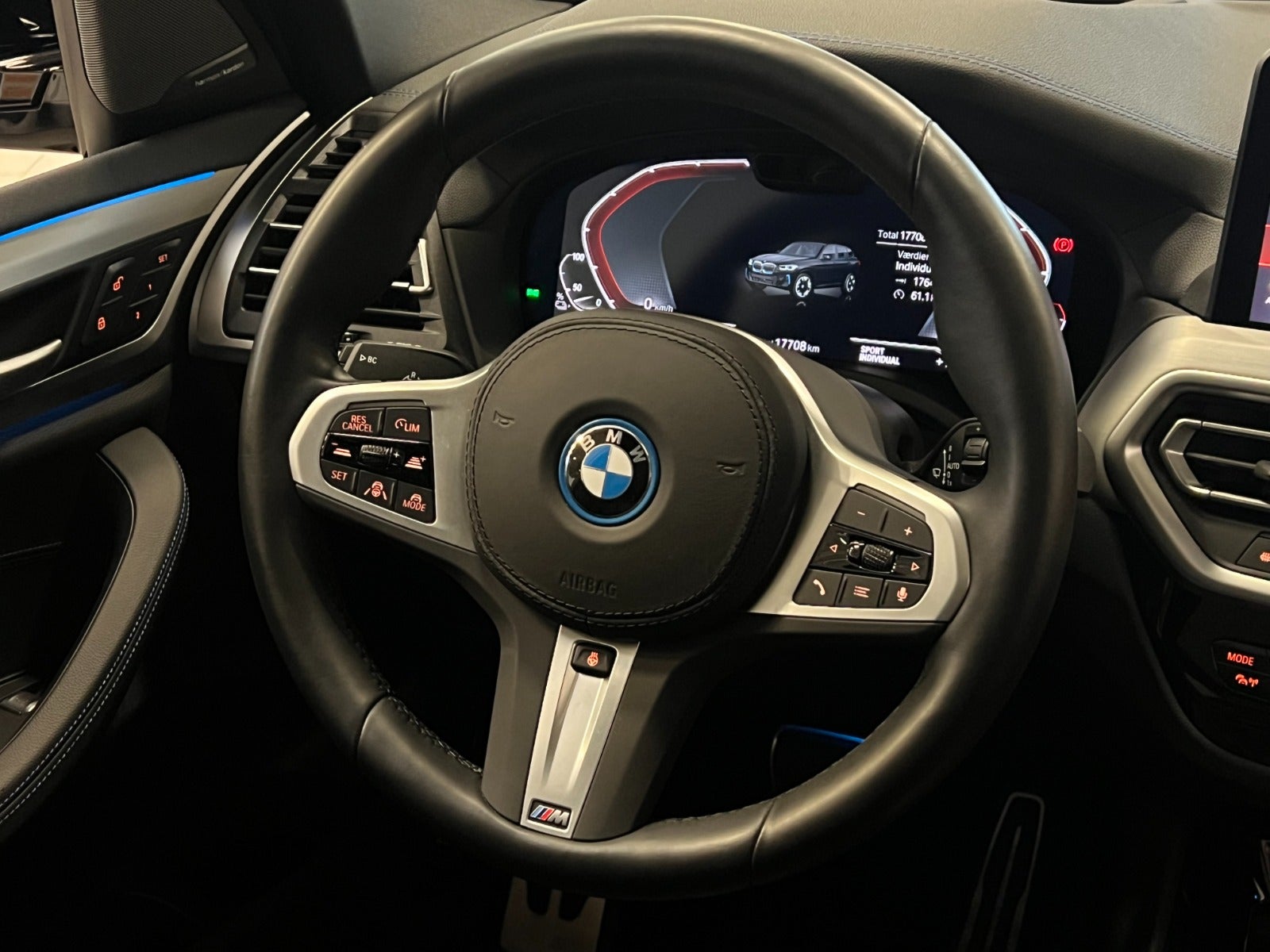 BMW iX3 2023