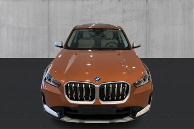 BMW iX1 xDrive30 X-Line