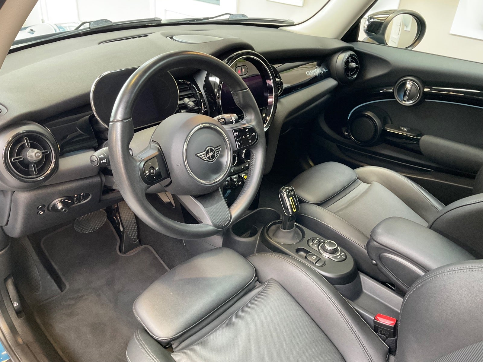 MINI Cooper SE Camden Edition 3d - 10