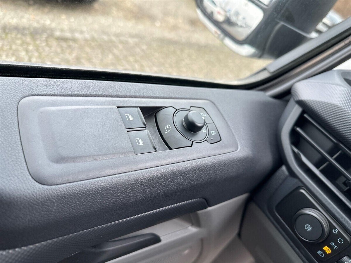 Ford E-Transit Custom 340L Trend billede 15