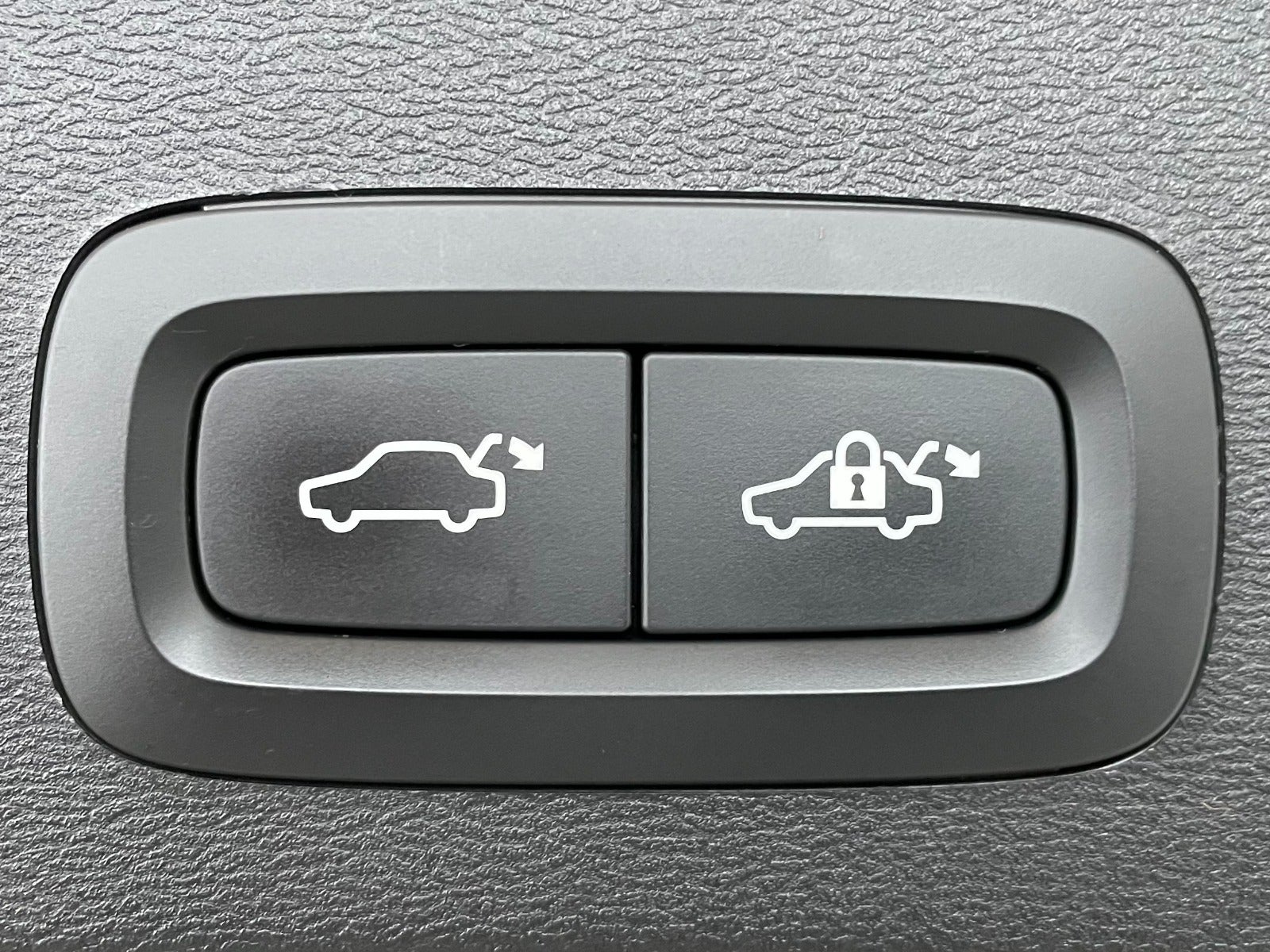 Billede af Volvo XC40 2,0 T4 190 R-Design aut. Van