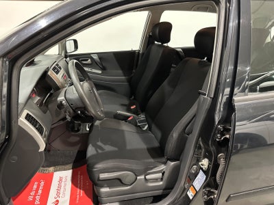 Suzuki Liana