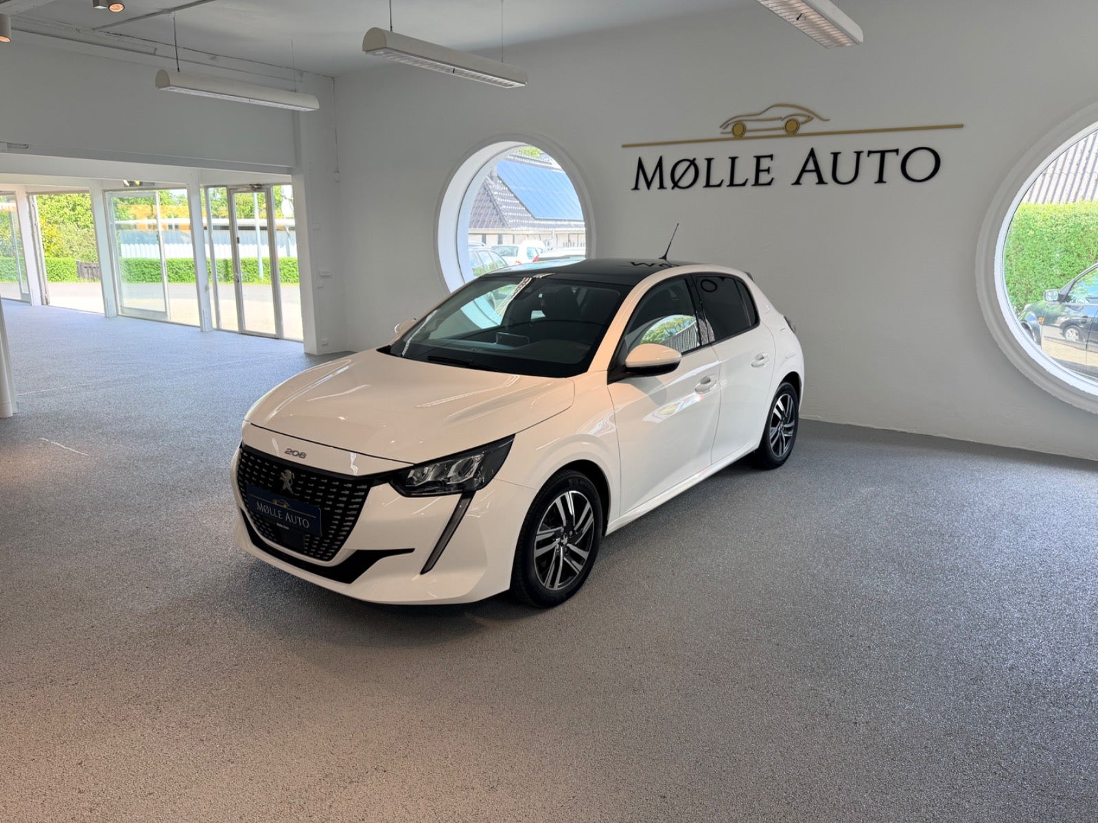 Billede af Peugeot 208 1,5 BlueHDi 100 Infinity Sky