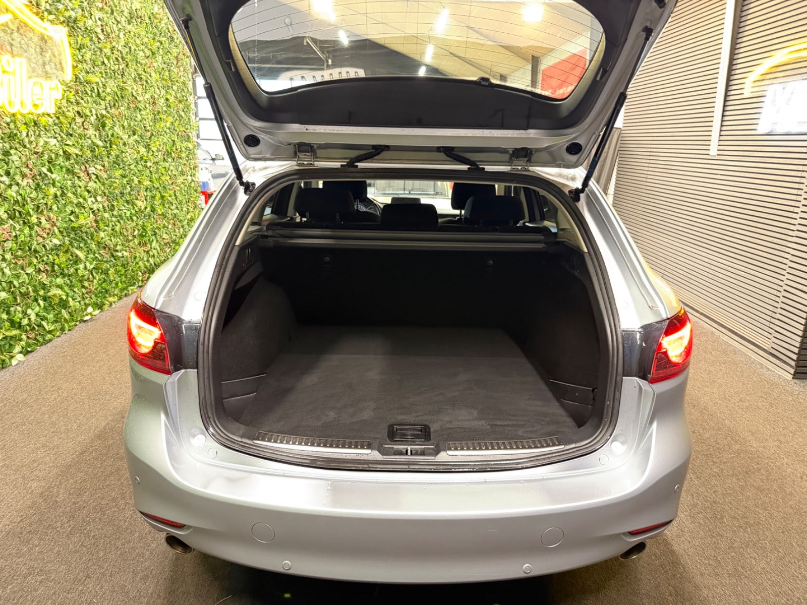 Billede af Mazda 6 2,0 SkyActiv-G 165 Vision stc.