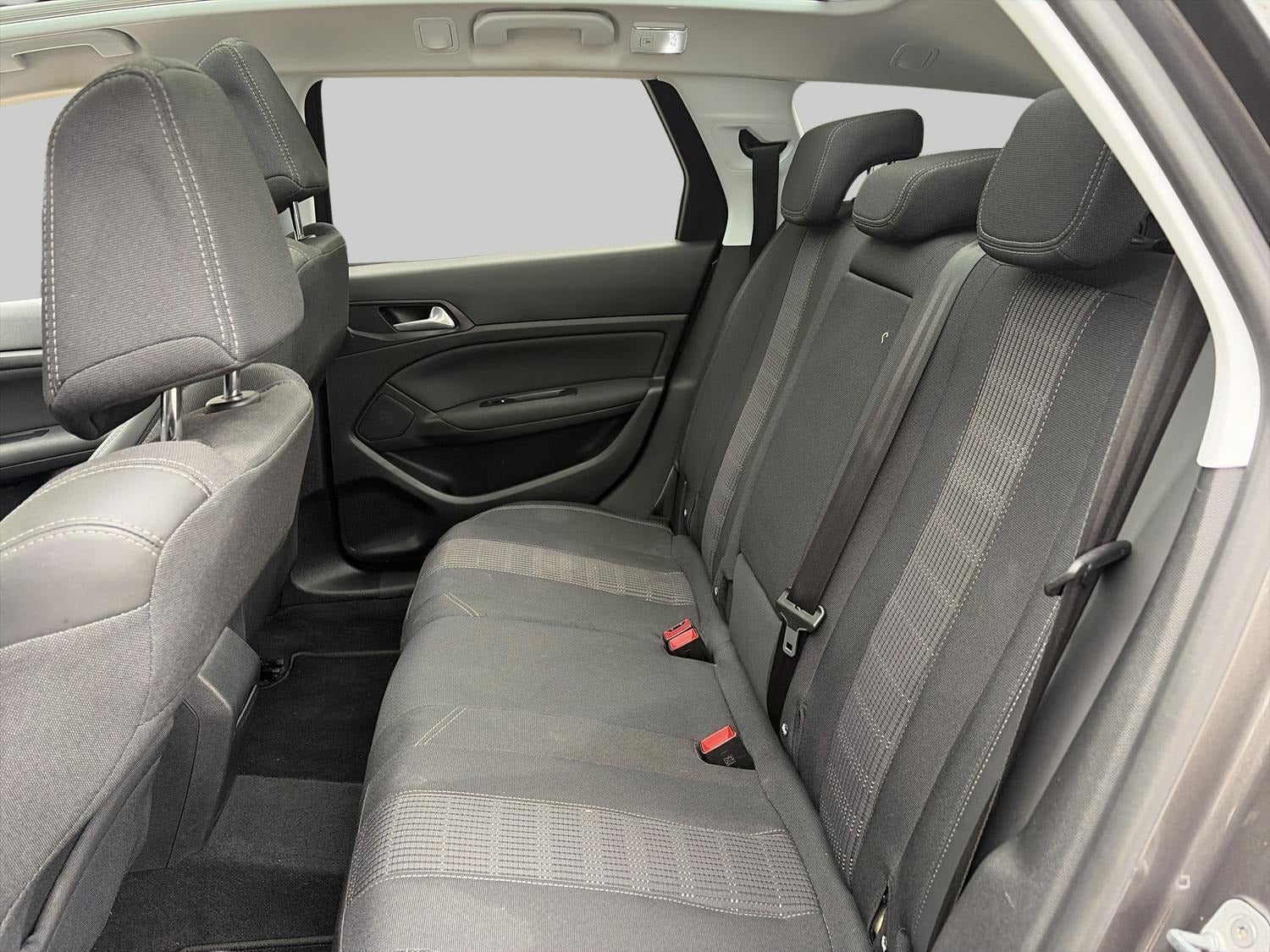 Billede af Peugeot 308 1,2 e-THP 130 Allure Sky SW
