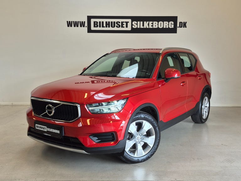 Volvo XC40 D4 190 Momentum aut. AWD