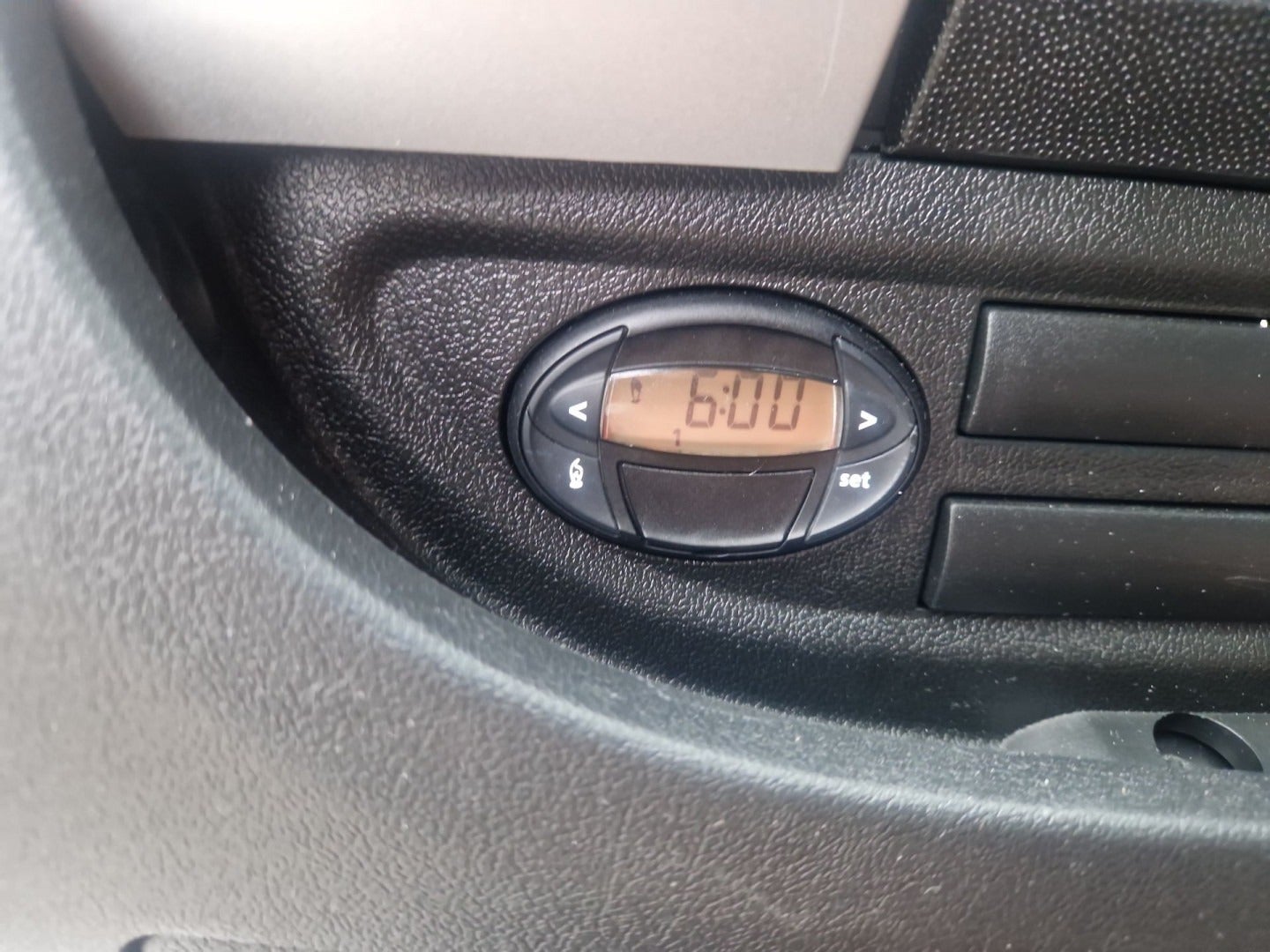 Billede af Peugeot Boxer 333 2,2 BlueHDi 140 L2H2 Premium