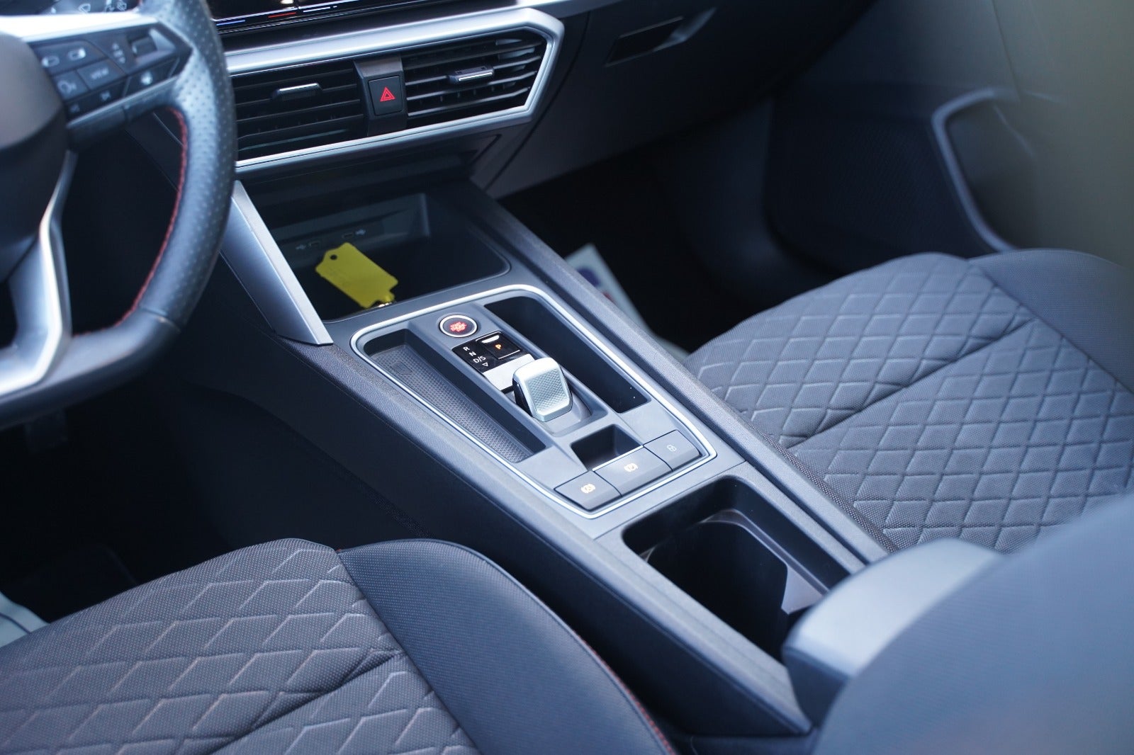 Billede af Seat Leon 1,4 eHybrid FR DSG
