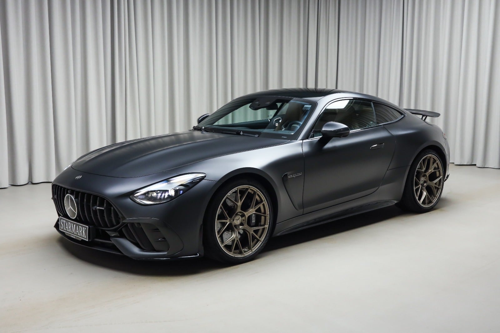 Mercedes-AMG GT 63 (1/8)