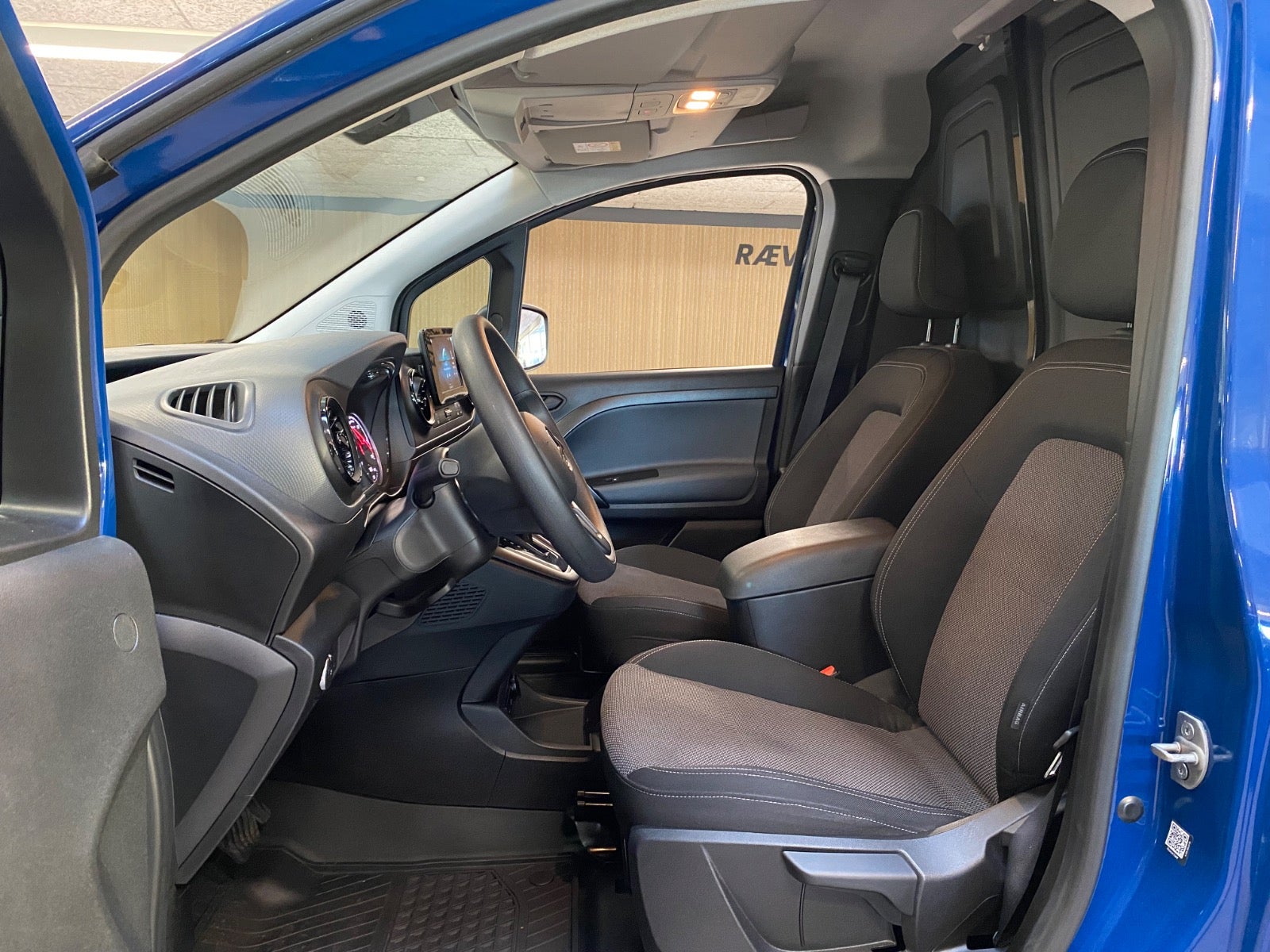 Mercedes eCitan A3 Basis Van – 8