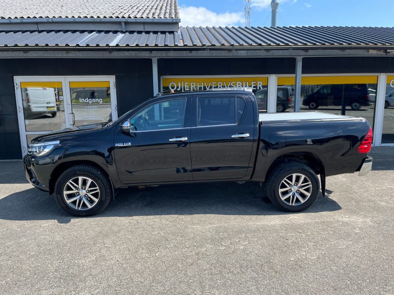 Toyota HiLux D-4D 150 T4 Db.Kab aut. 4x4