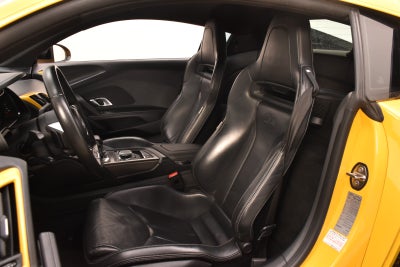 Audi R8 FSi Coupé S-tr. RWD