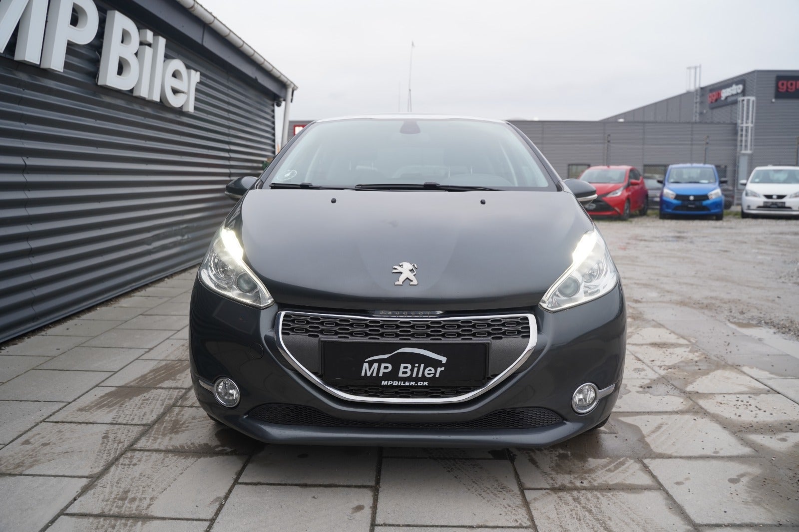 Billede af Peugeot 208 1,2 VTi Allure Sky