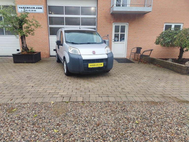 Fiat Fiorino MJT 80 Professional Van