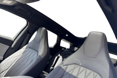 Ford Explorer Premium Extended Range
