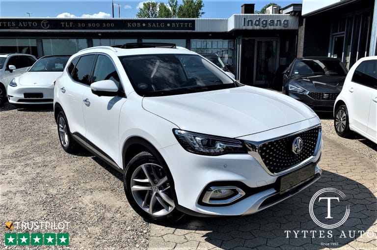 MG EHS PHEV Luxury