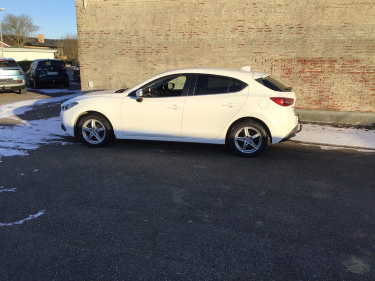 Mazda 3 SkyActiv-G 120 Vision