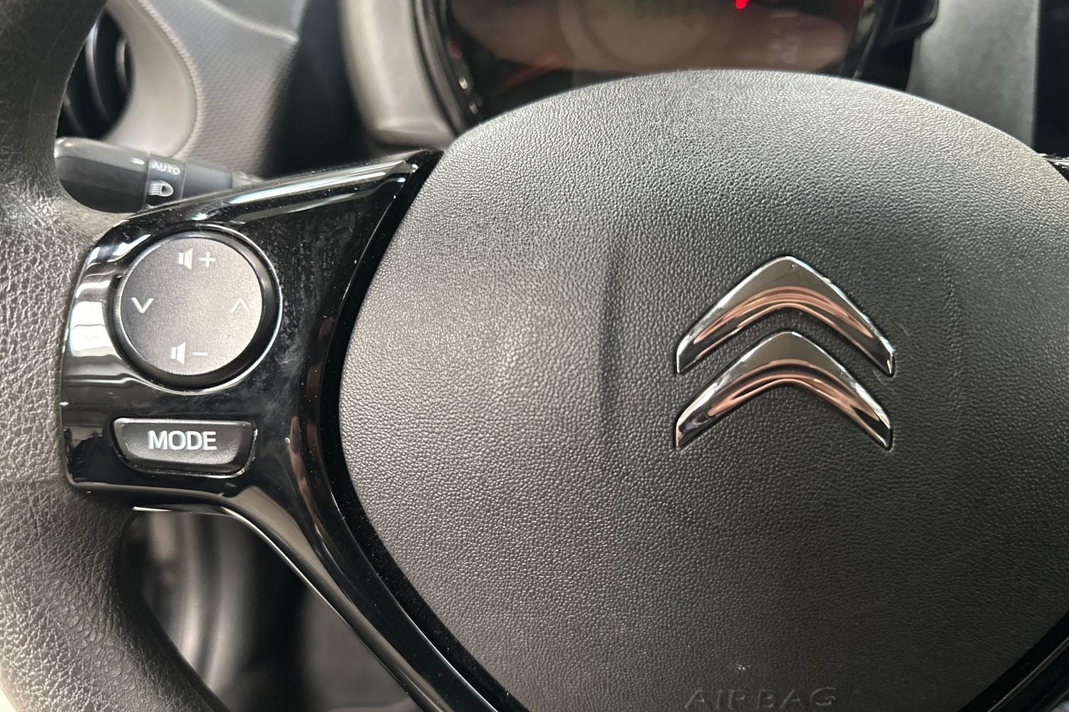 Billede af Citroën C1 1,0 VTi Shine