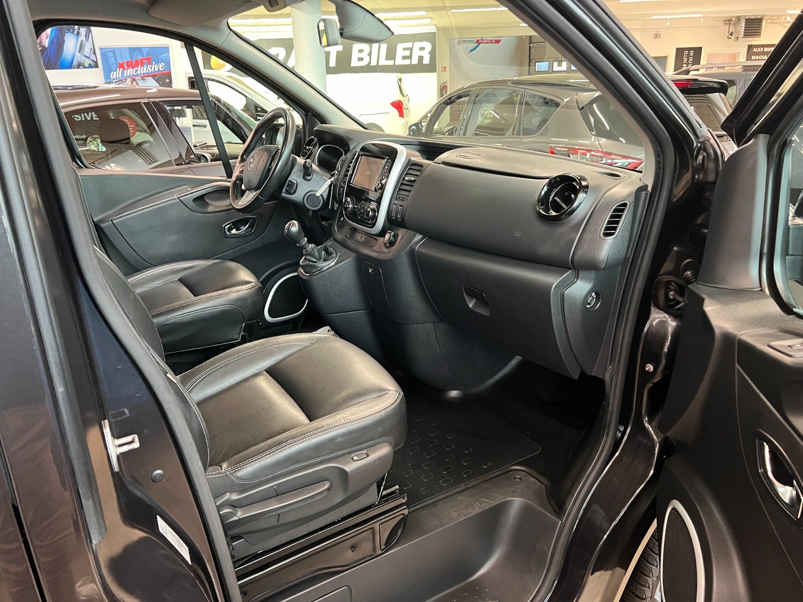 Billede af Opel Vivaro 1,6 CDTi 145 Tourer L2H1