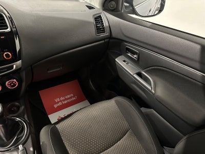 Mitsubishi ASX Invite