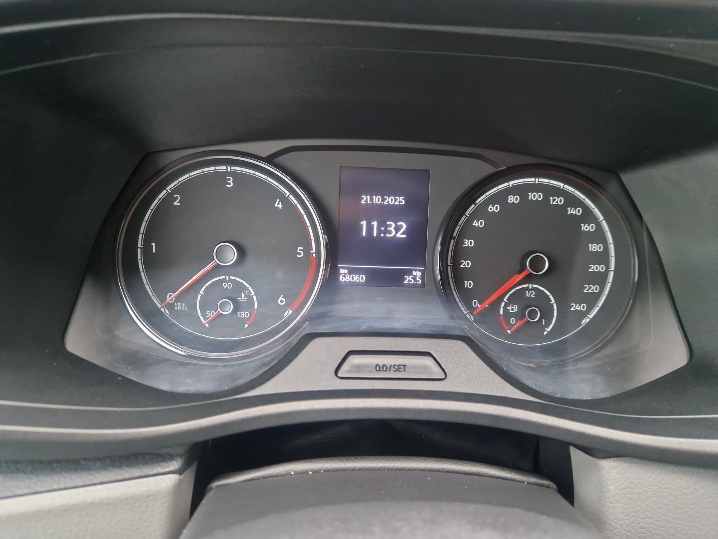 Billede af VW Transporter 2,0 TDi 110 Kassevogn kort