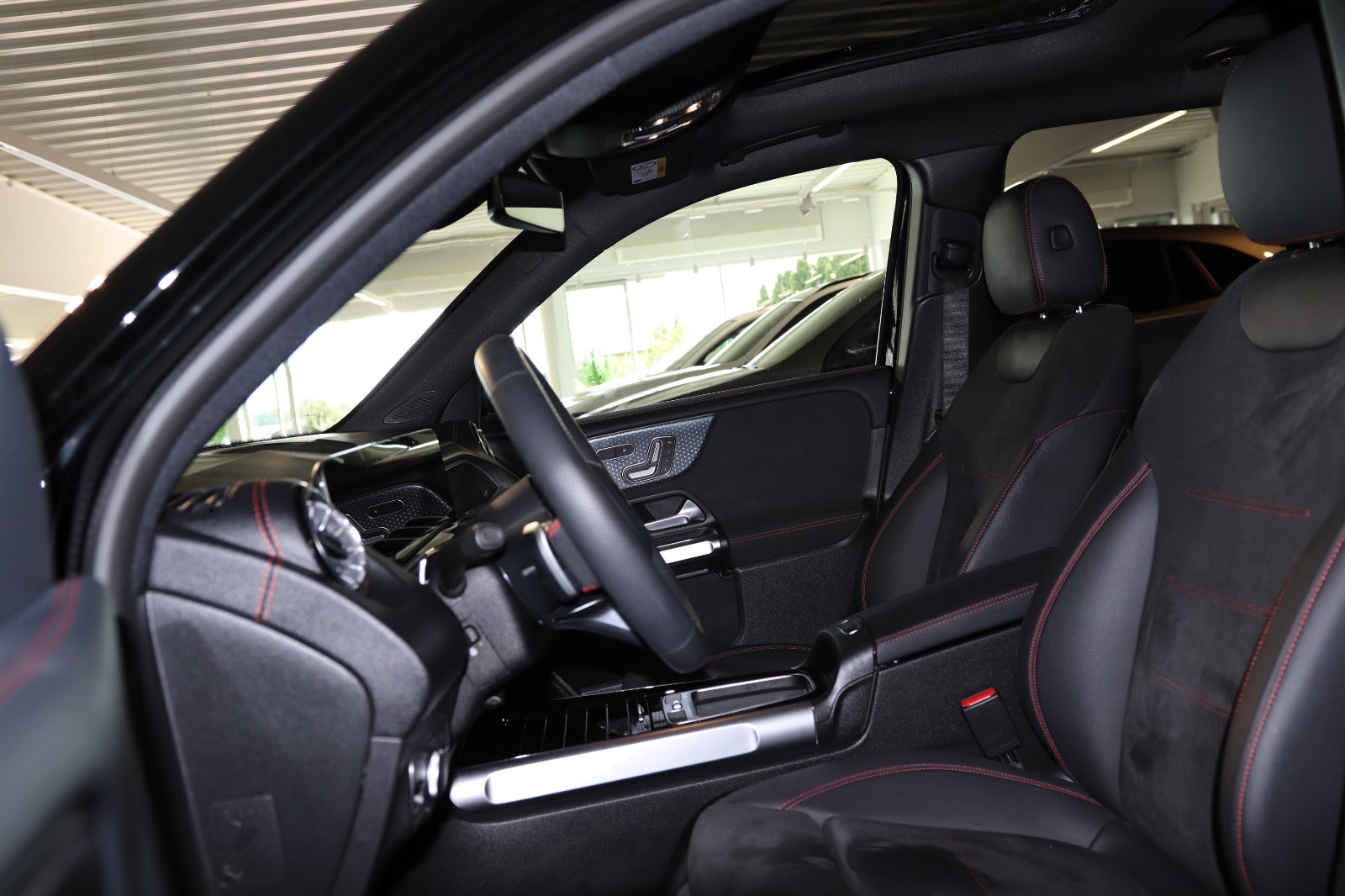 Billede af Mercedes EQB250+  AMG Line Advance Plus 7prs