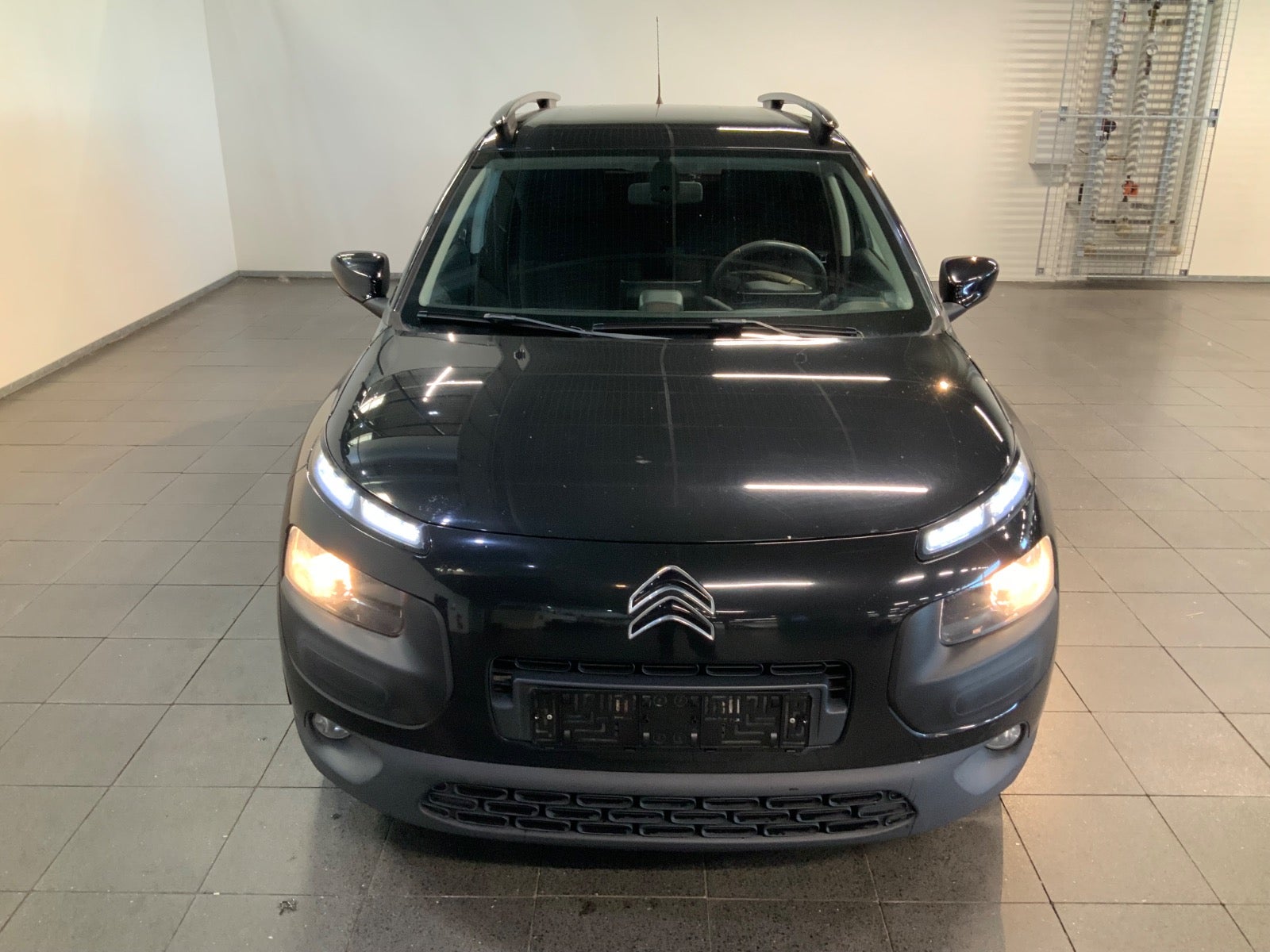 Citroën C4 Cactus (2/8)