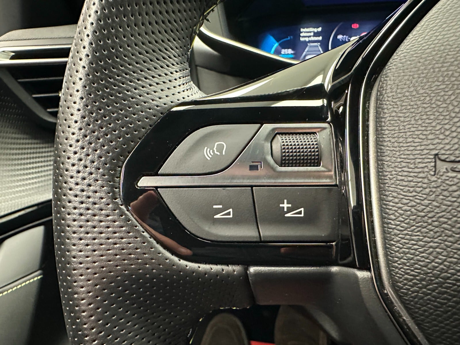 Billede af Peugeot e-208 50 GT