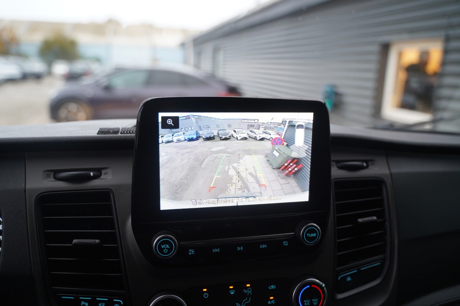 Billede af Ford Transit 350 L2 Van 2,0 TDCi 130 Trend H2 RWD