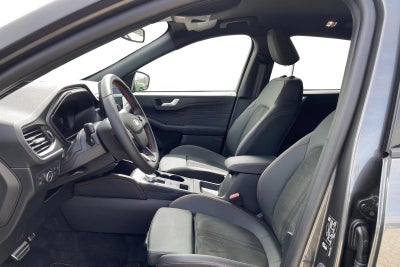 Ford Kuga 2,5 HEV ST-Line X CVT 2025