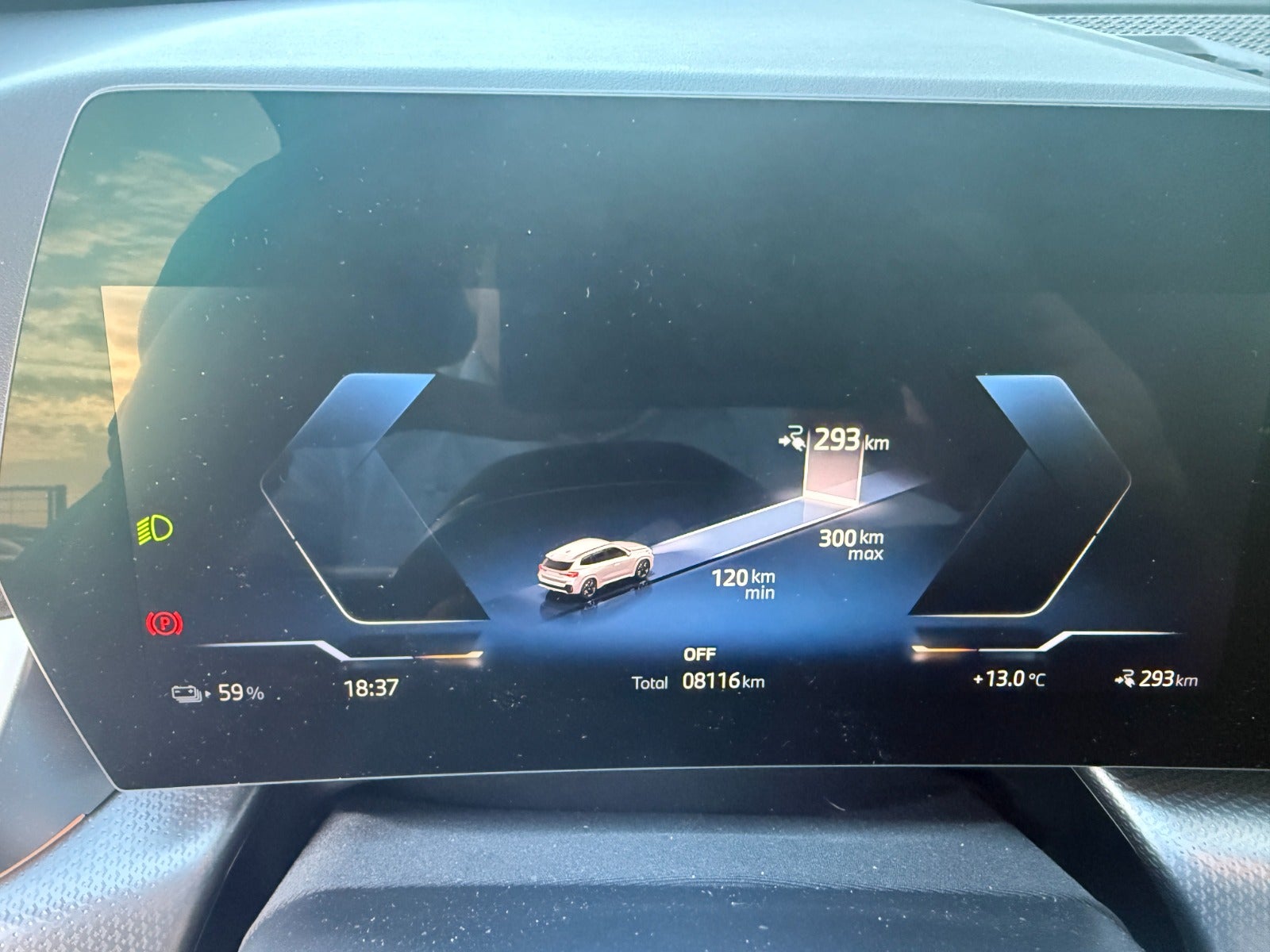 BMW iX1 eDrive20 M-Sport Premium 5d - 11