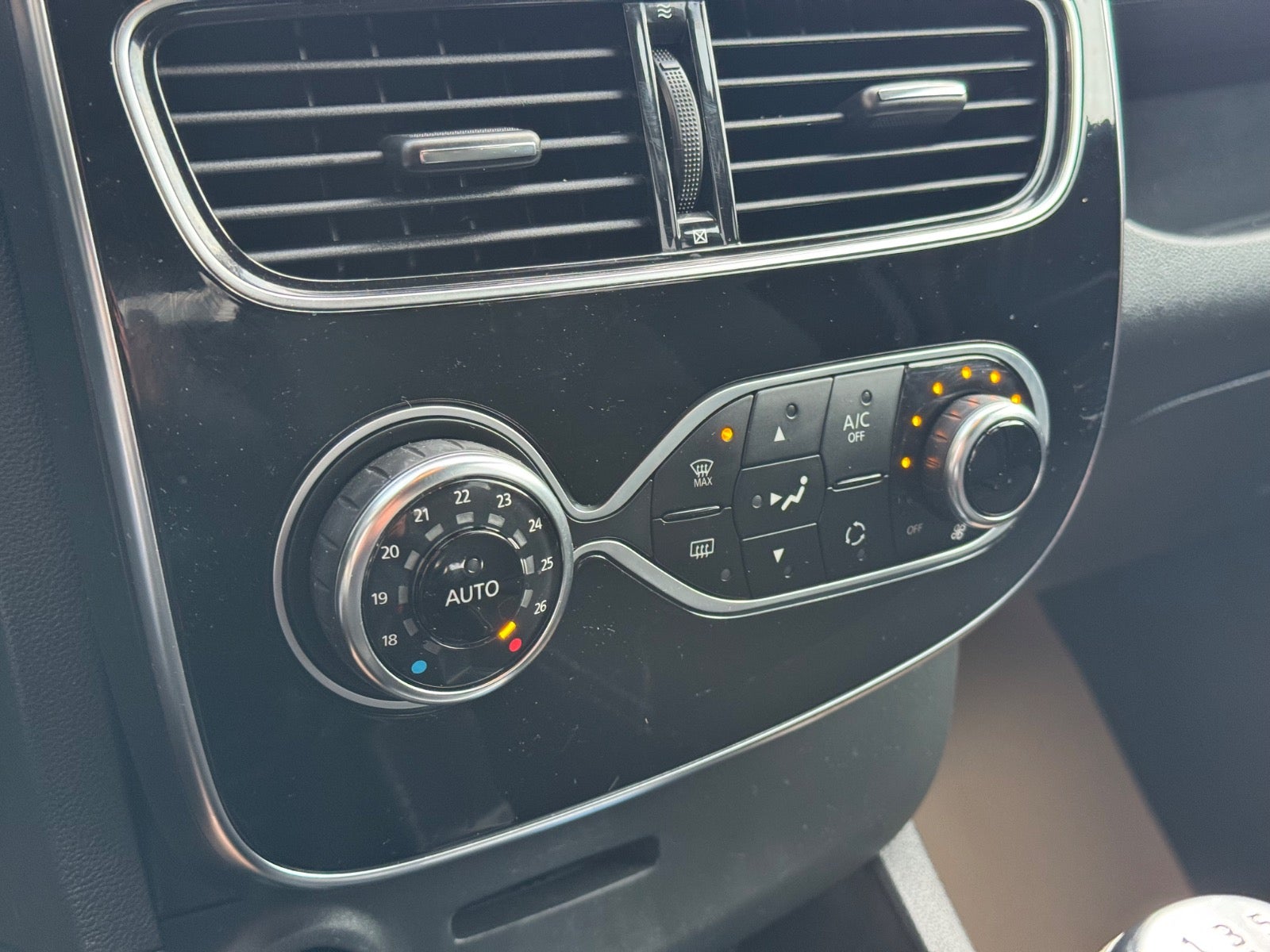 Billede af Renault Clio IV 0,9 TCe 90 Limited Sport Tourer