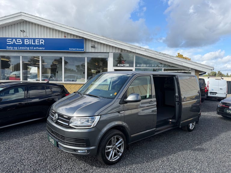 VW Transporter TDi 204 Kassevogn lang