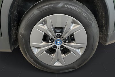 BMW iX1 eDrive20 X-Line