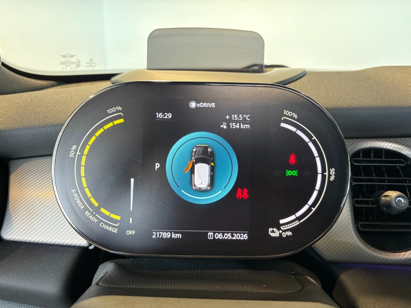 MINI Cooper SE Yours Trim 3d - 9