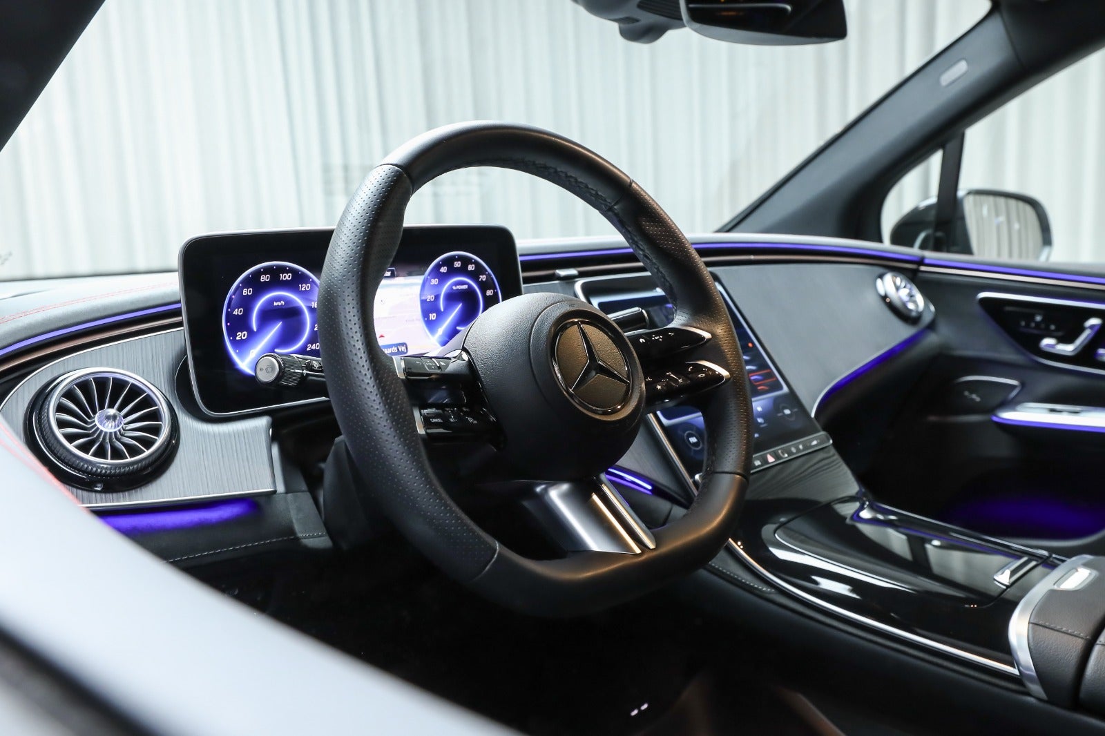 Mercedes-Benz EQE 350 SUV