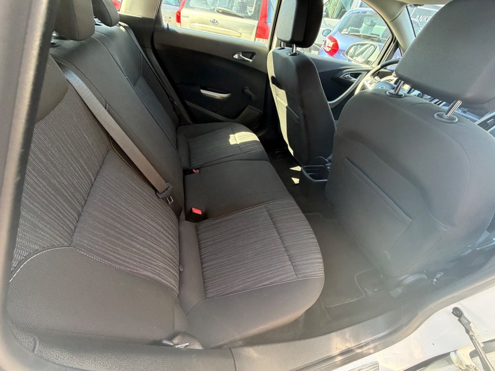 Billede af Opel Astra 1,6 Sport Sports Tourer