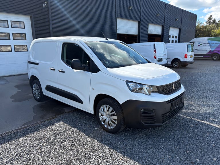 Peugeot Partner BlueHDi 100 L1V1 Plus Pro Van