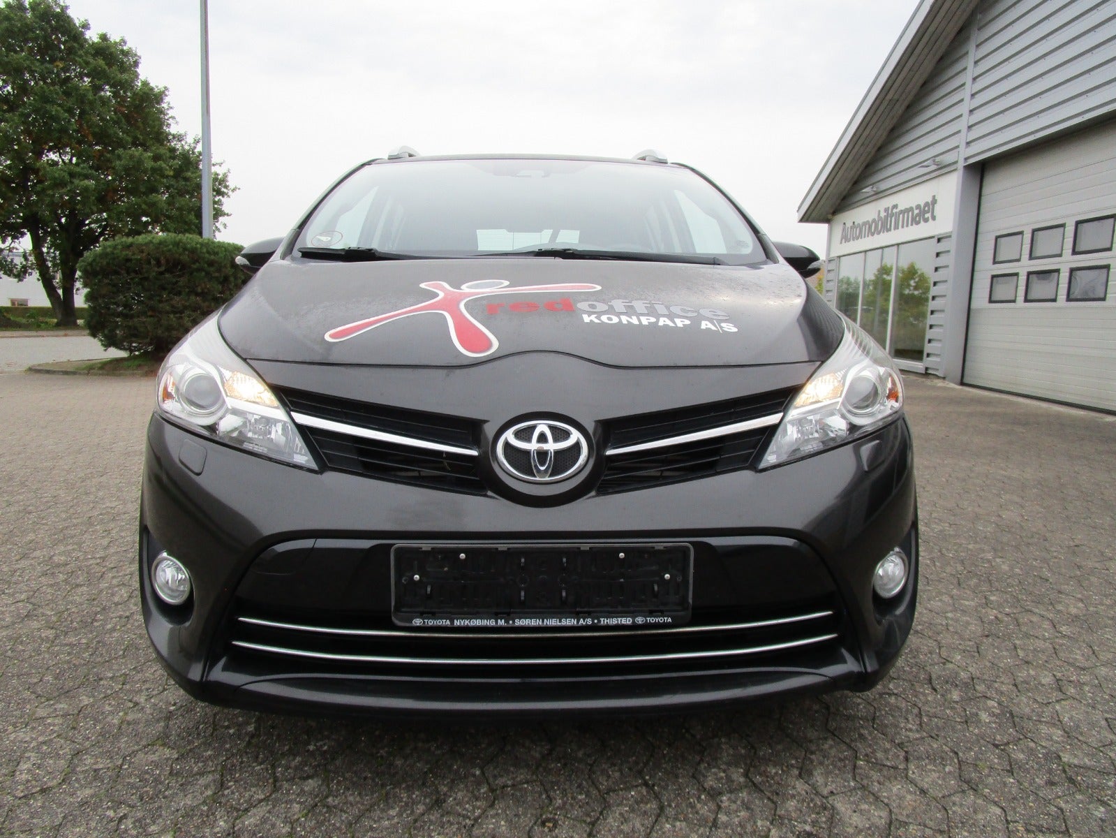 Toyota Sportsvan, Billede 2
